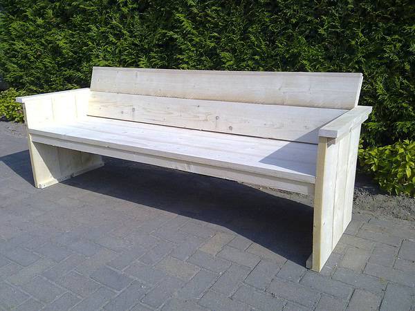 Houten tuinbank.