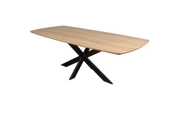Deens ovaal eettafel.