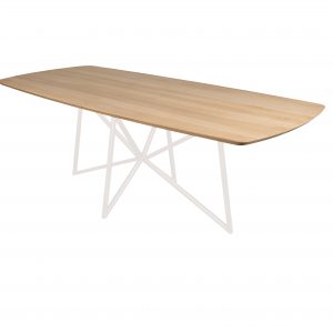 Deens ovale eikenhouten eettafel.