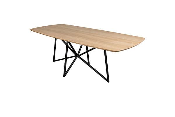 Deens ovale tafel.