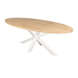 Ovale eettafel.
