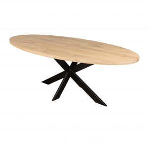 Ovalen eettafel.