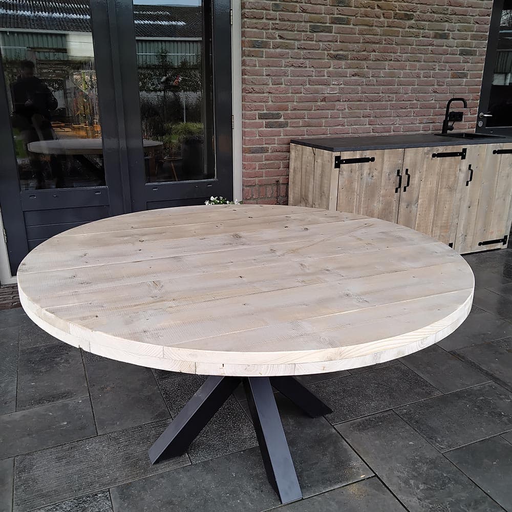 Voel me slecht Berri Uitleg Ronde steigerhouten tafel - Mooie ronde houten tafels op maat!