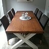 Steigerhouten kruispoot tafel.