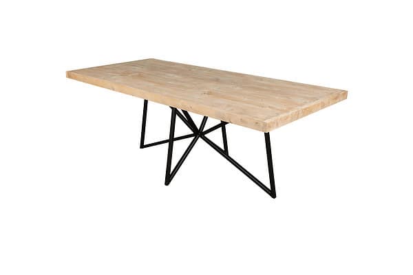 Steigerhouten tafel.