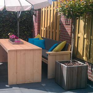 Steigerhouten tuintafel.