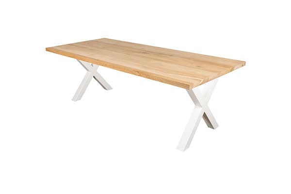 Houten eet tafel.