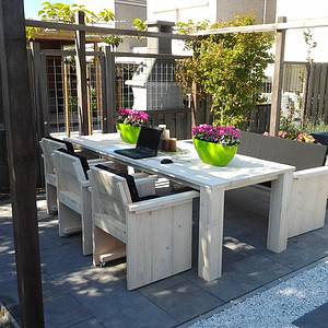 Steigerhouten tuinset.