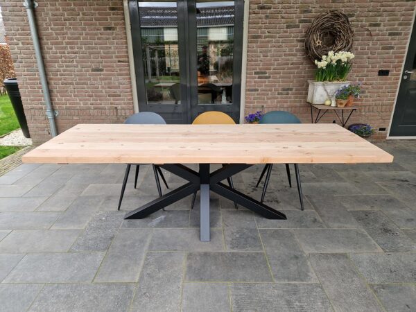 Douglas tuintafel met matrix onderstel