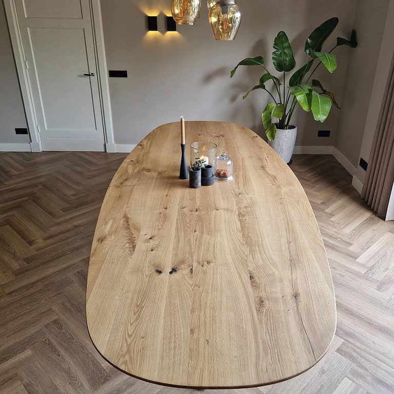 Deens ovale eiken tafel uit voorraad leverbaar met verschillende poten