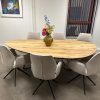 Eettafel kiezelvorm