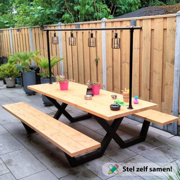 Picknicktafel-met-stalen-x-onderstellen