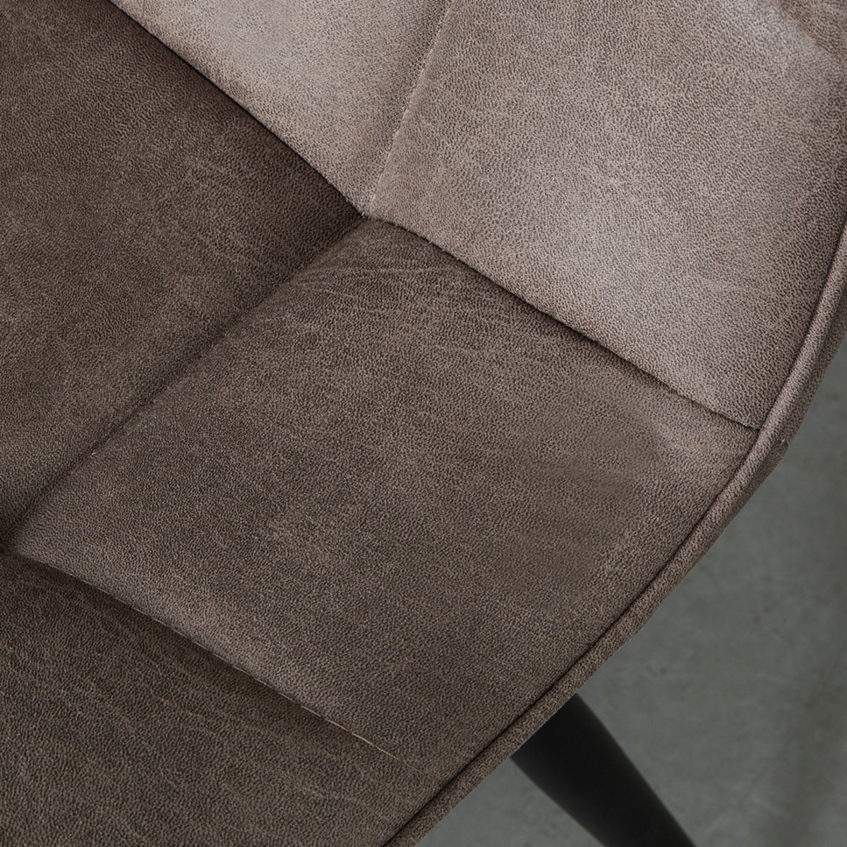 LABEL51 Eetkamerstoel Bistro - Taupe - Micro Suede - Black Frame - Afbeelding 6