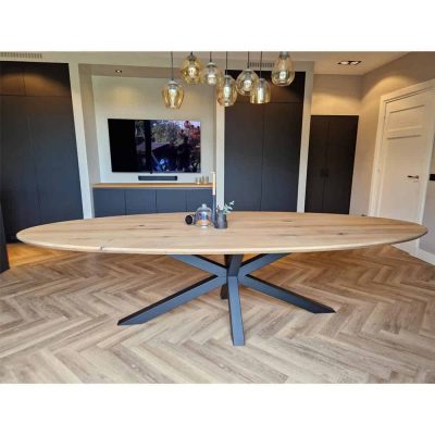 Eettafel eiken ovaal