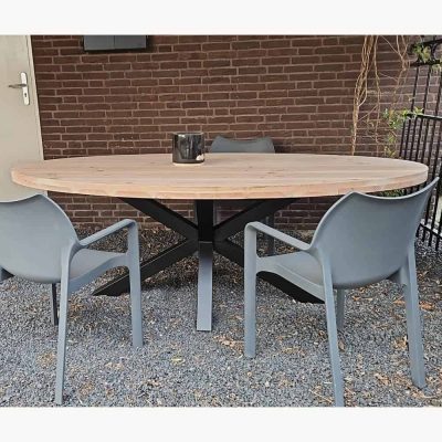 Ovale-douglas-tuintafel