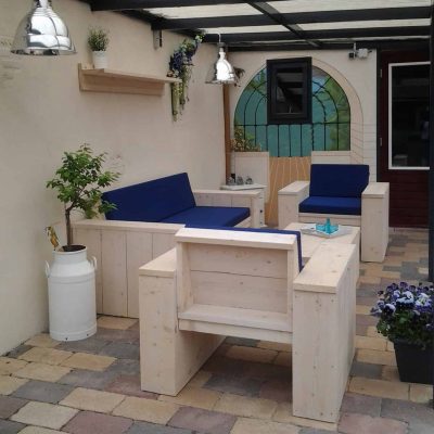 Steigerhouten loungeset.