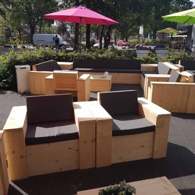 Steigerhouten loungestoel.