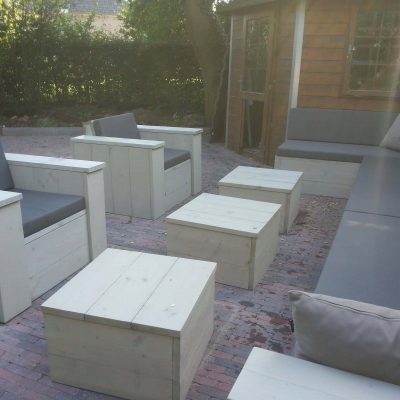 Steigerhouten loungestoel.