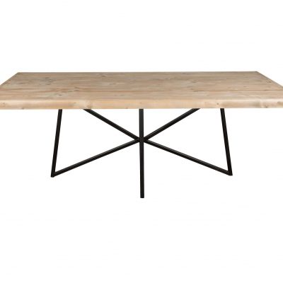 Steigerhouten tafel.